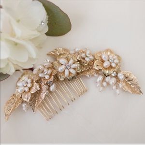 Hair comb for bride or wedding party